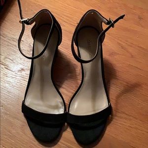 Essex Lane Black Suede Sandals Size 8.5